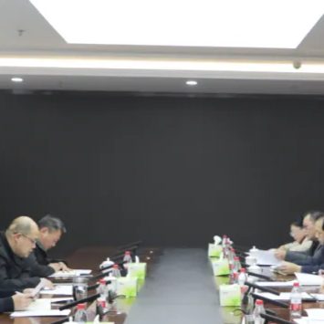 李青一行到黑料网
调研