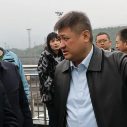 三峡水运新通道交通运输部现场协调指挥部调研组一行到黑料网
交流指导